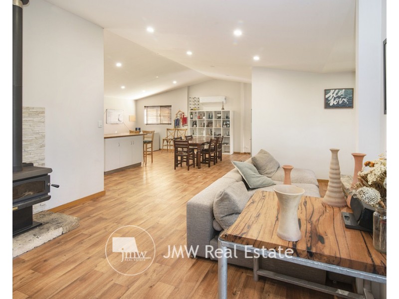 753 Caves Road, Quindalup WA 6281