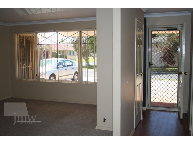 16 Timbermill Crescent, Broadwater WA 6280