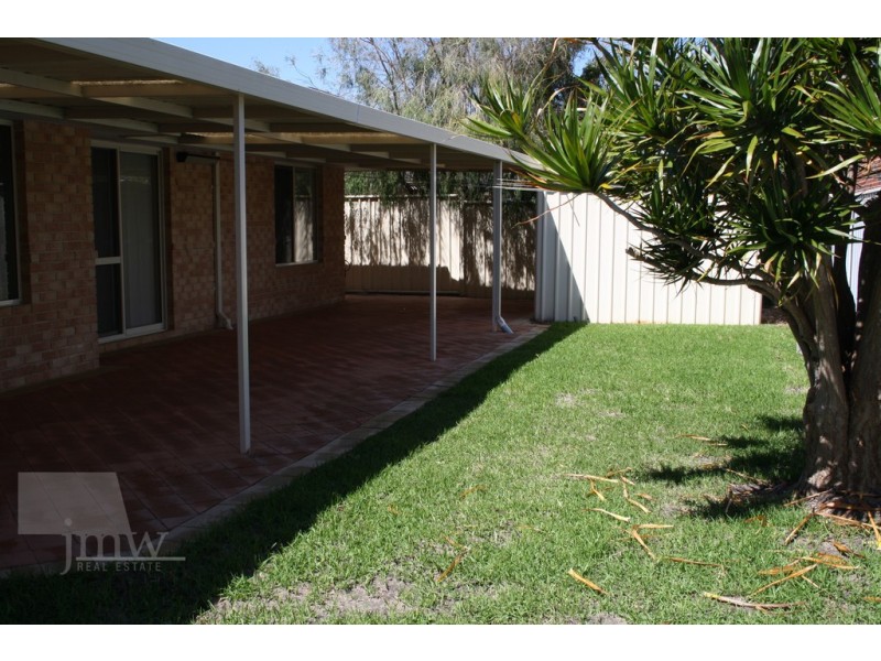 16 Timbermill Crescent, Broadwater WA 6280