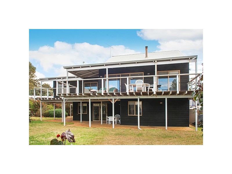 3 Ella Gladstone Drive, Eagle Bay WA 6281