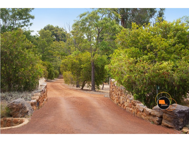 114 Summerville Crescent, Yallingup Siding WA 6282