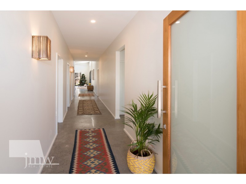 2 Cape Way, Dunsborough WA 6281