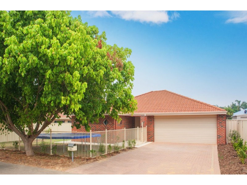 100 Dunsborough Lakes Drive, Dunsborough WA 6281