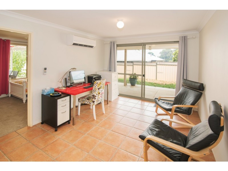 100 Dunsborough Lakes Drive, Dunsborough WA 6281