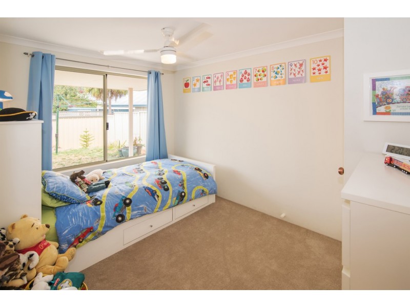 100 Dunsborough Lakes Drive, Dunsborough WA 6281