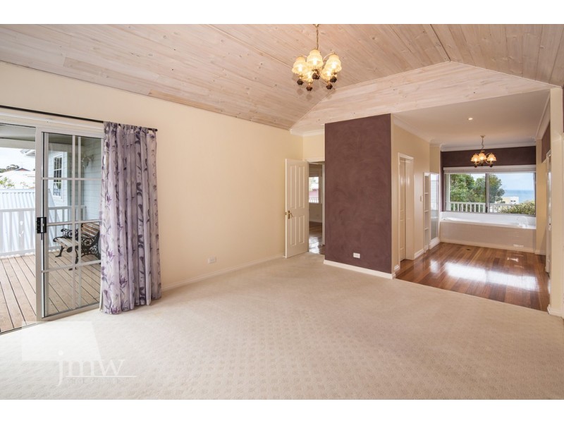 8 Toddy Place, Dunsborough WA 6281