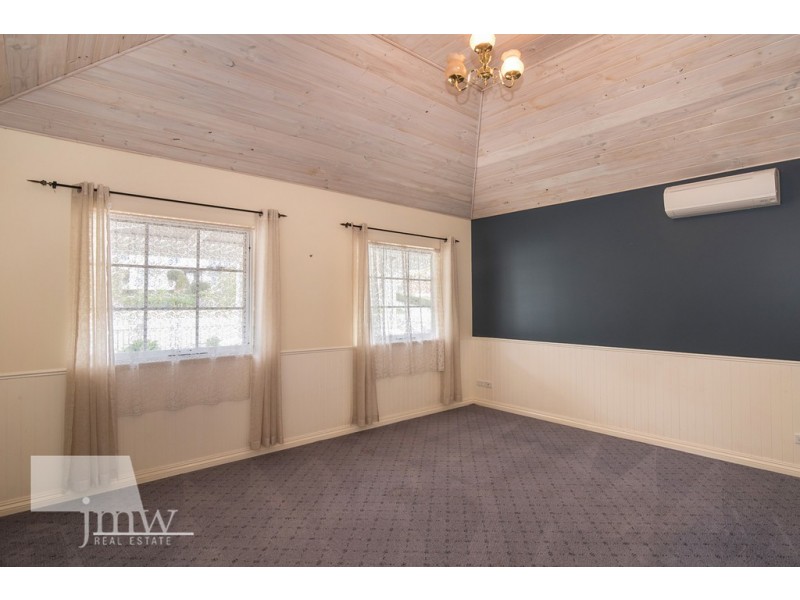 8 Toddy Place, Dunsborough WA 6281