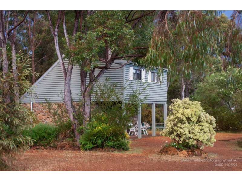 67 Rowcliffe Rd, Forest Grove WA 6286