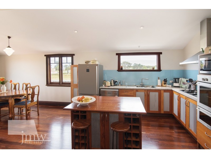 8 Charles Hine, Margaret River WA 6285