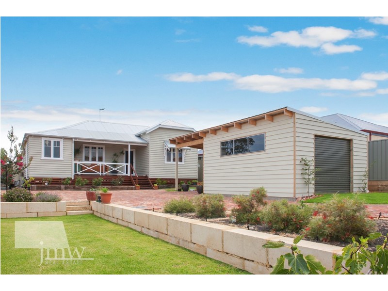 8 Charles Hine, Margaret River WA 6285
