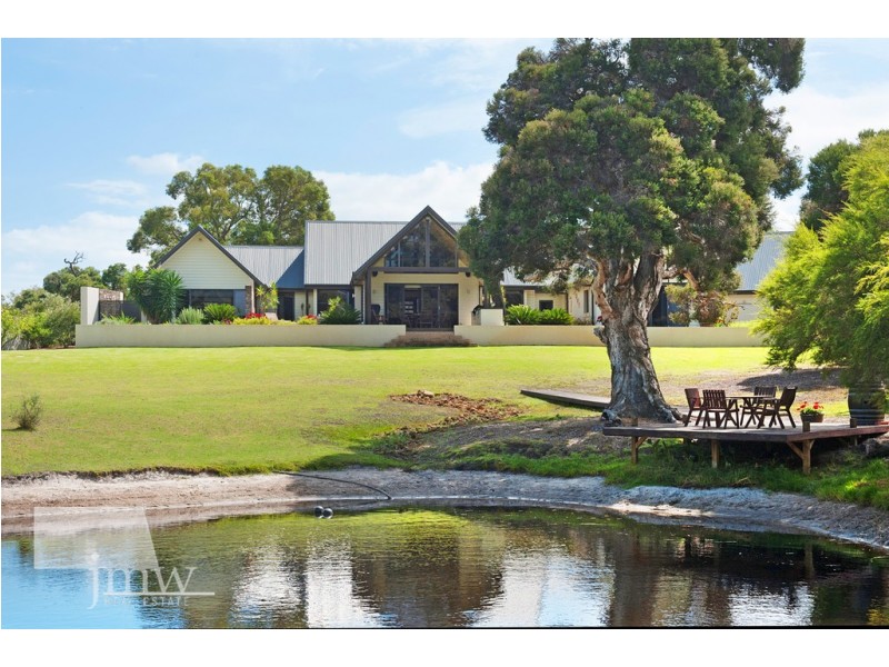 2 Hayley Close, Yallingup WA 6282