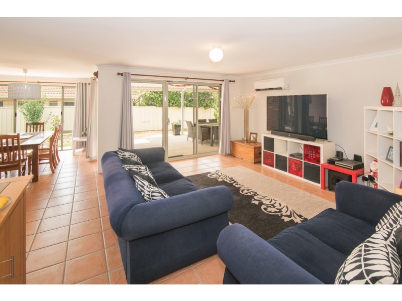 100 Dunsborough Lakes Drive, Dunsborough WA 6281