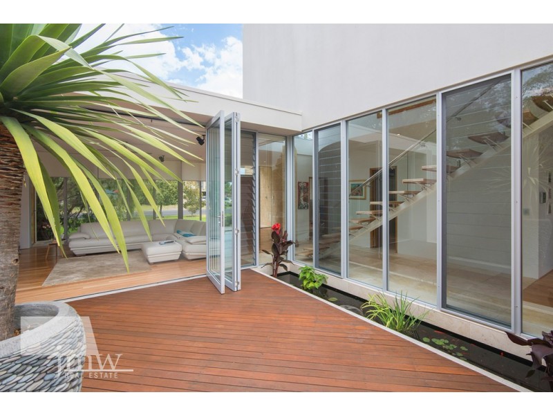 5 Lorna Street, Dunsborough WA 6281