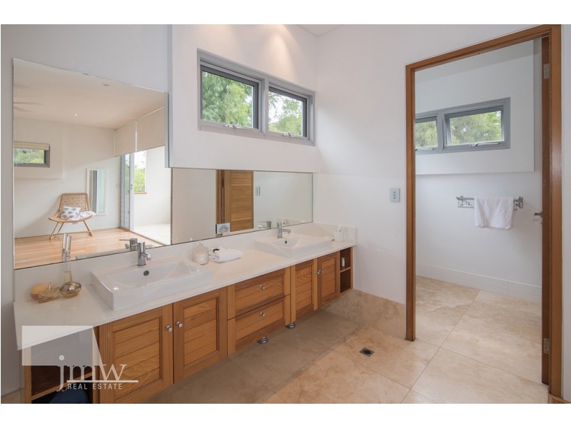 5 Lorna Street, Dunsborough WA 6281