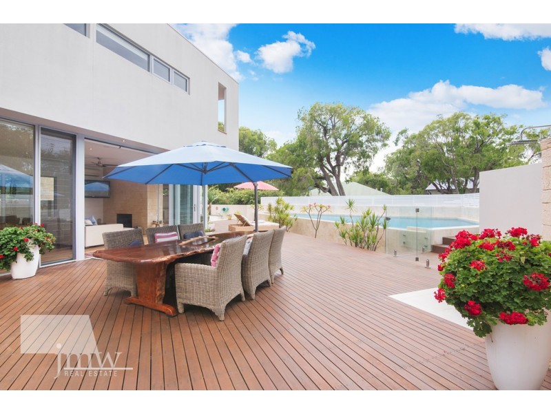 5 Lorna Street, Dunsborough WA 6281