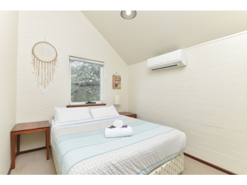 1/20 Geographe Bay Road, Dunsborough WA 6281