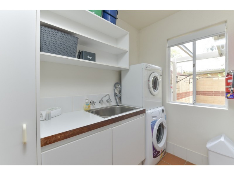 1/20 Geographe Bay Road, Dunsborough WA 6281