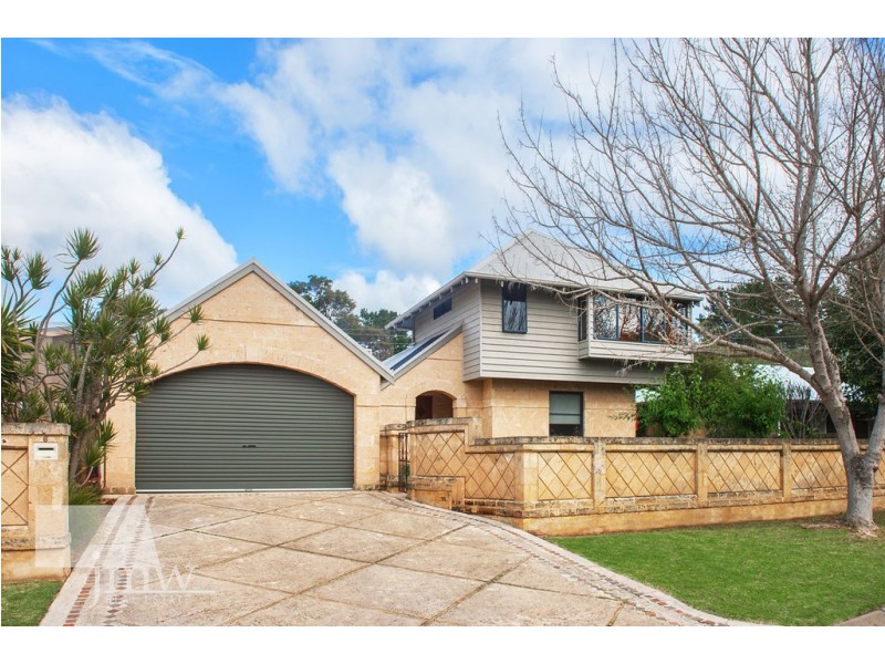 6 Peregrine Court, Dunsborough WA 6281