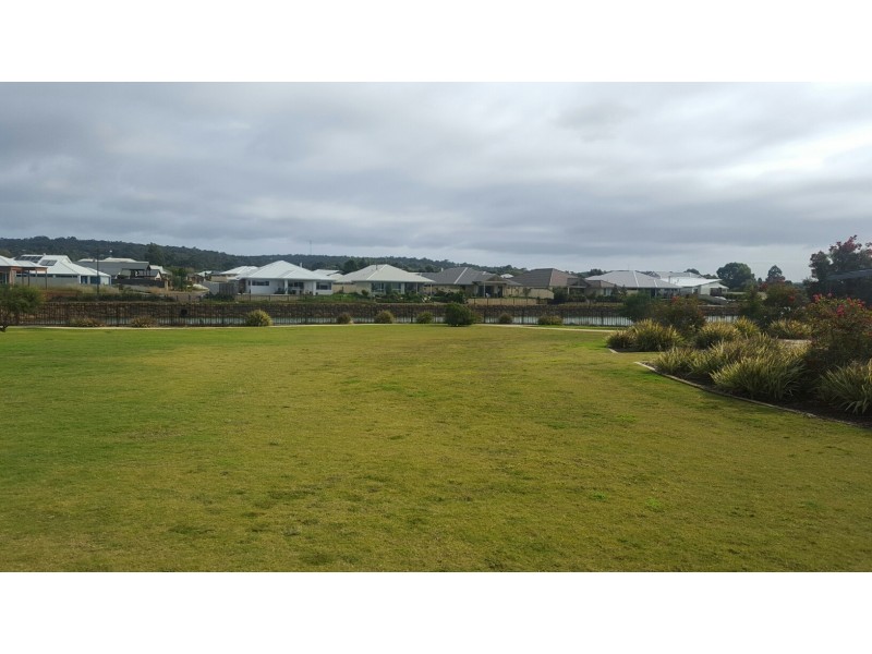 Lot 18 (Unit 11 / 1) St Michaels Parkway, Dunsborough WA 6281