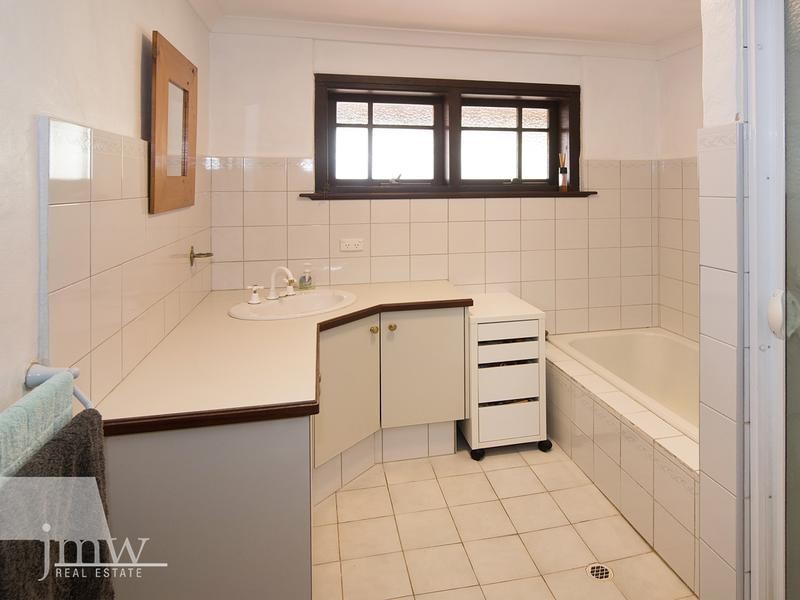 14 Le Souef Street, Margaret River WA 6285