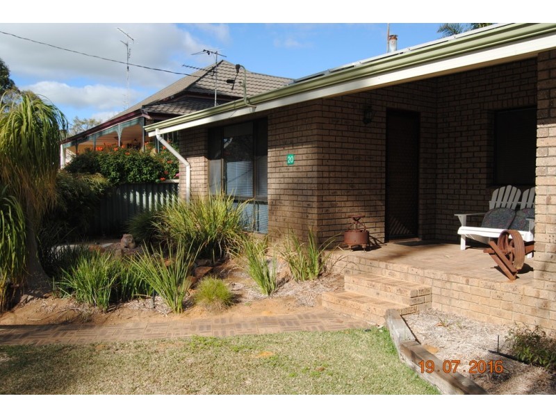 20 Roberts Street, Yealering WA 6372