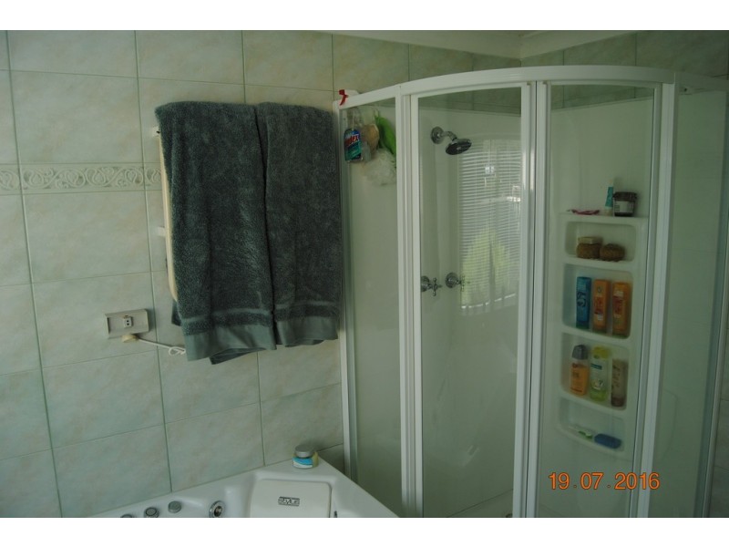 20 Roberts Street, Yealering WA 6372