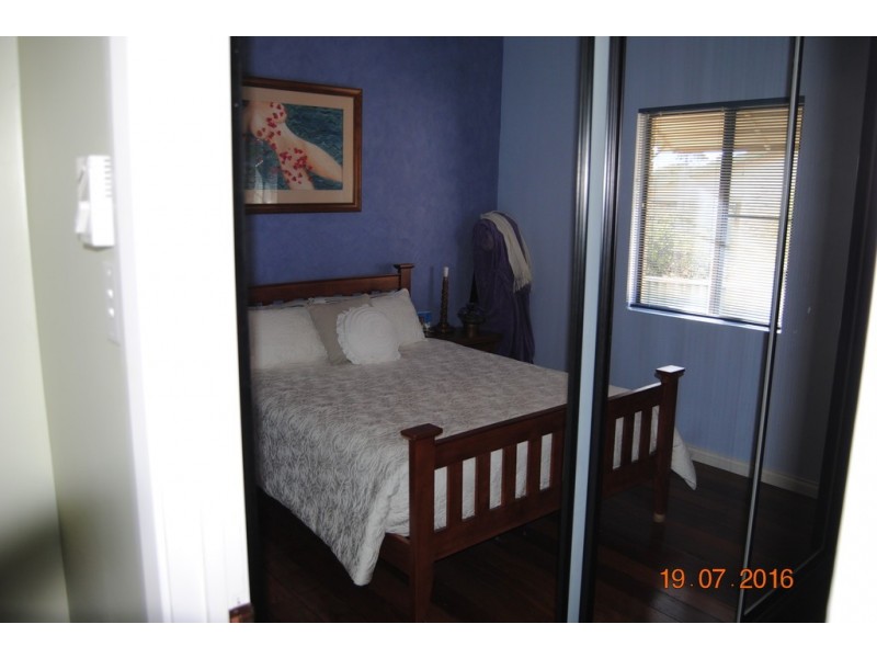 20 Roberts Street, Yealering WA 6372