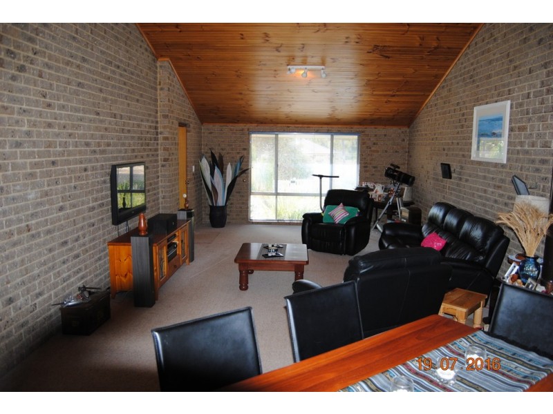 20 Roberts Street, Yealering WA 6372