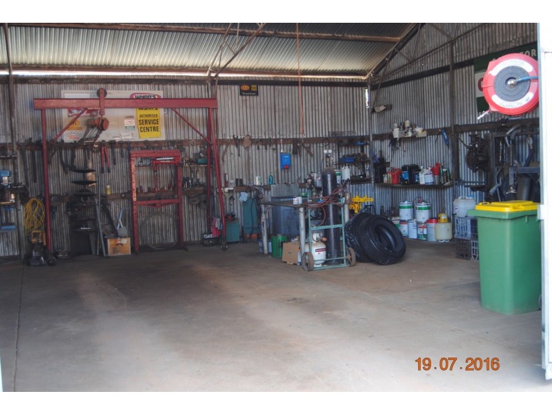 15 Roberts Street, Yealering WA 6372