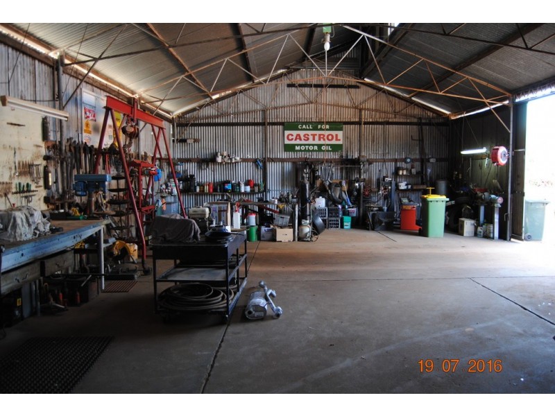 15 Roberts Street, Yealering WA 6372