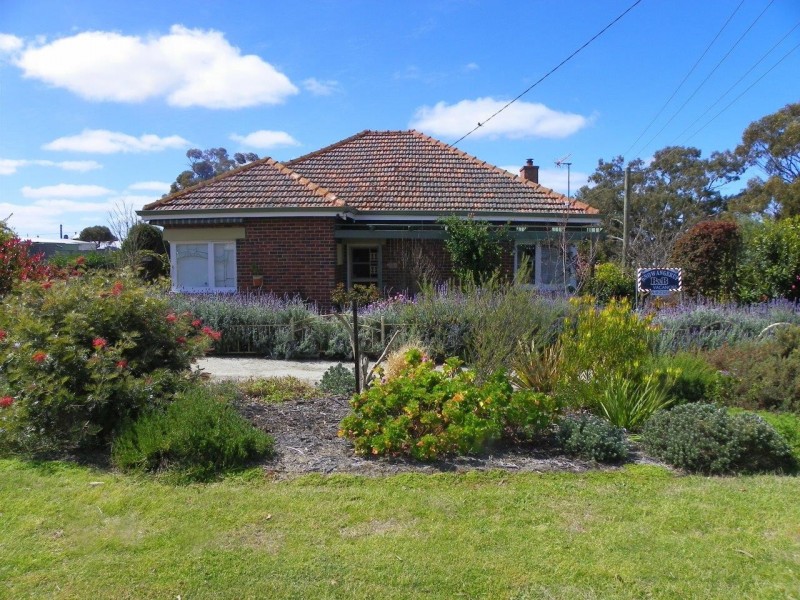 56 Yougenup Road, Gnowangerup WA 6335