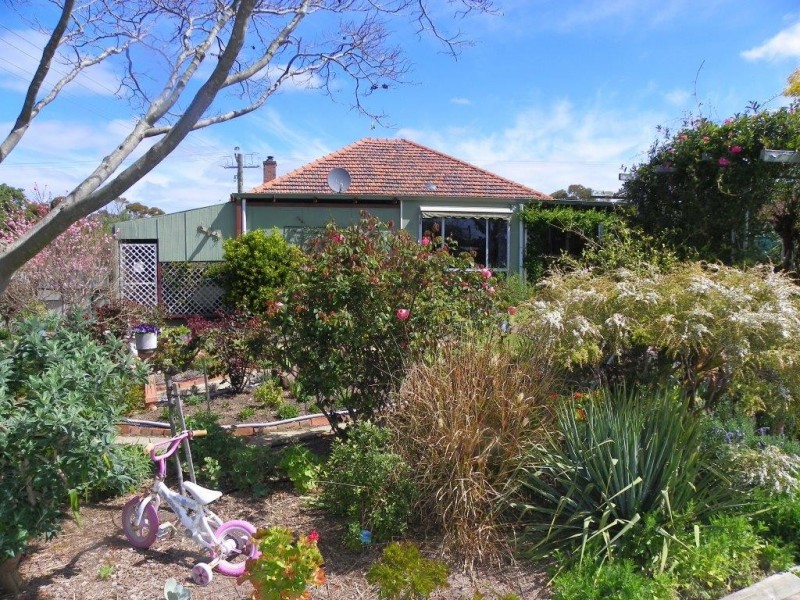 56 Yougenup Road, Gnowangerup WA 6335