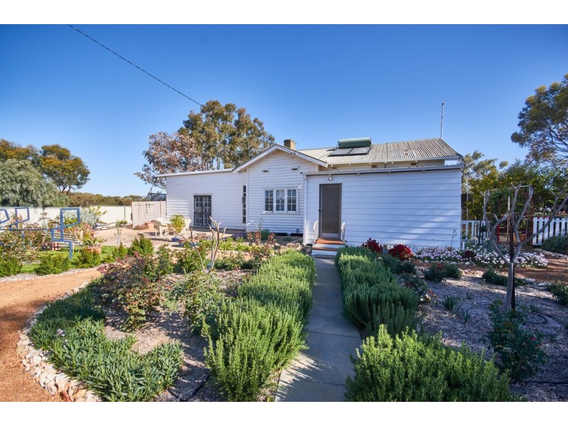 1 Borgward Street, Minnivale WA 6462