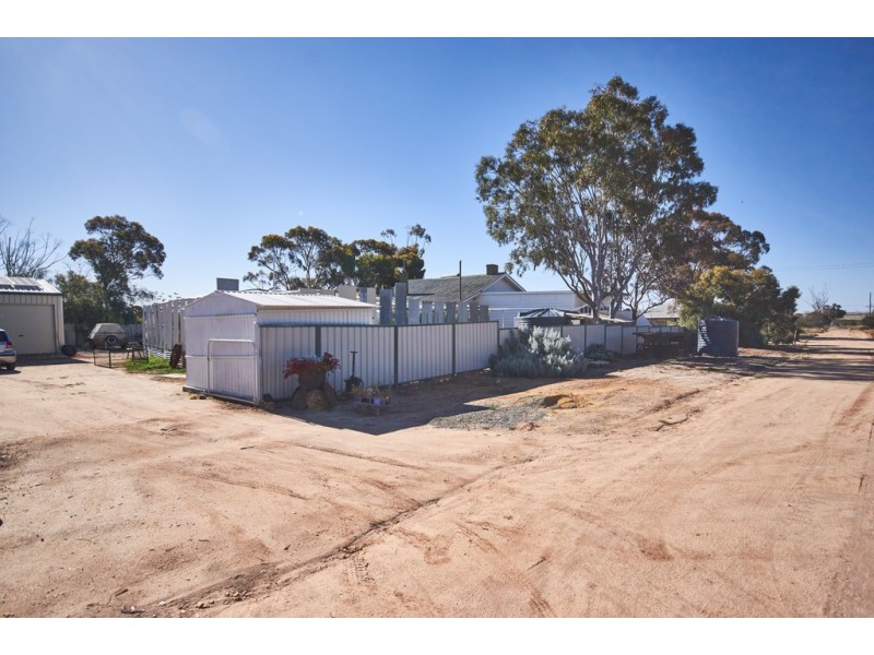 1 Borgward Street, Minnivale WA 6462