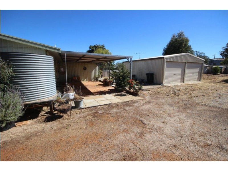 7 Campbell Court, Dumbleyung WA 6350