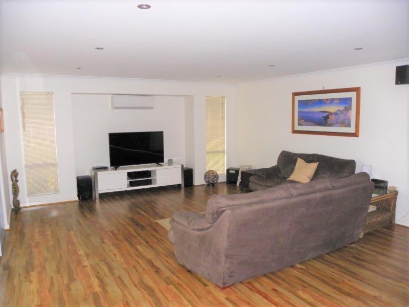 7 Hughes Street, Gnowangerup WA 6335