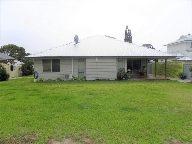 7 Hughes Street, Gnowangerup WA 6335