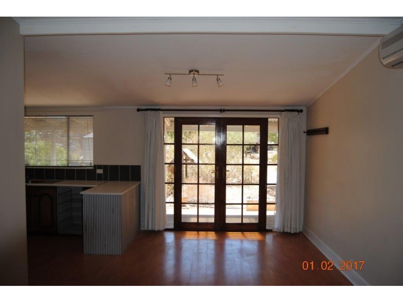 49 Johnston Street, Wickepin WA 6370