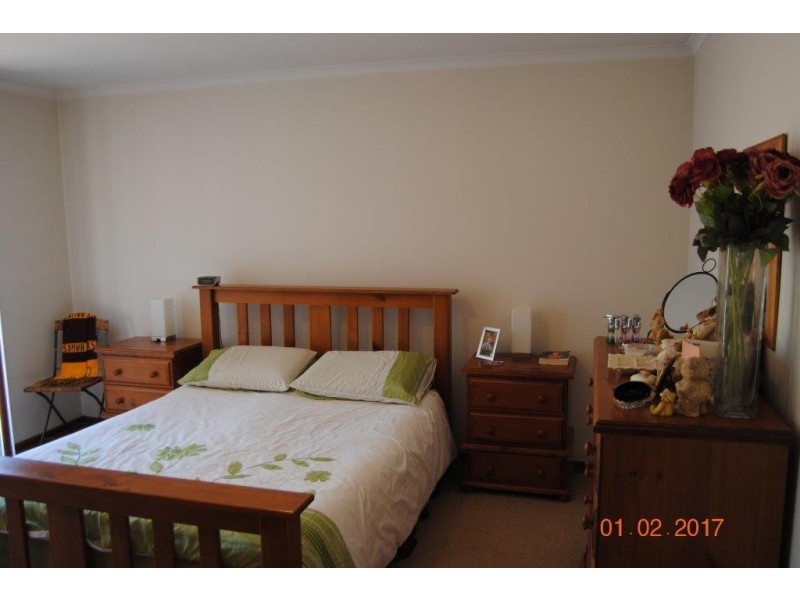 23 Central Avenue, Wickepin WA 6370