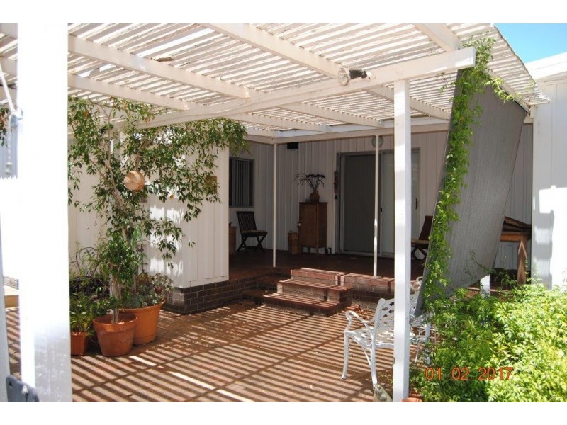 23 Central Avenue, Wickepin WA 6370