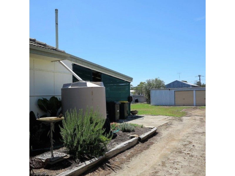 21 Vaux Street, Ongerup WA 6336