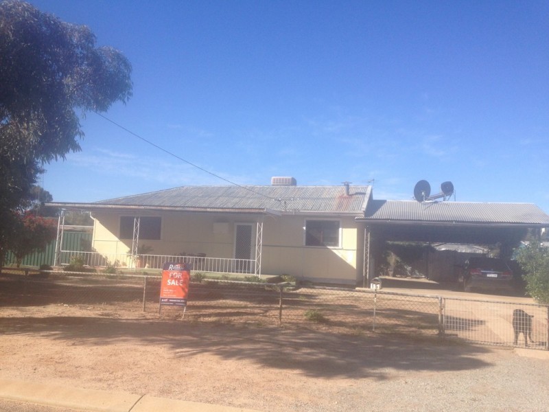 15 Alfred Street, Merredin WA 6415