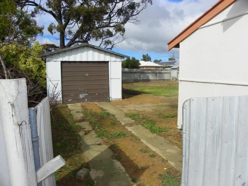 19 Quinn Street, Gnowangerup WA 6335