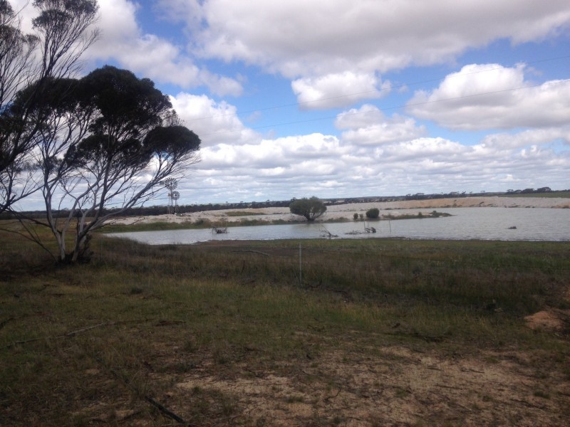 187 Gibb Rock Road, Woolocutty WA 6369