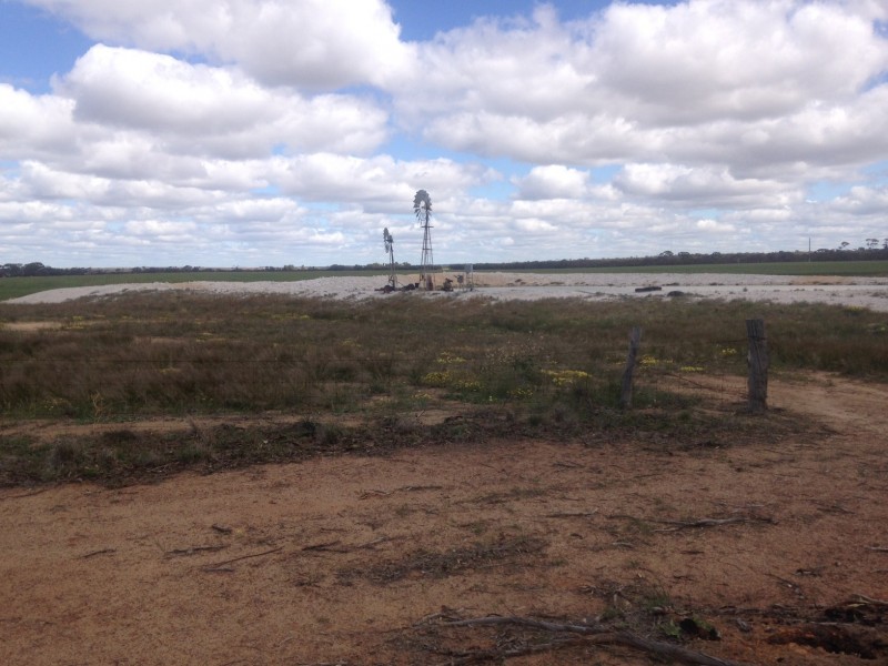 187 Gibb Rock Road, Woolocutty WA 6369