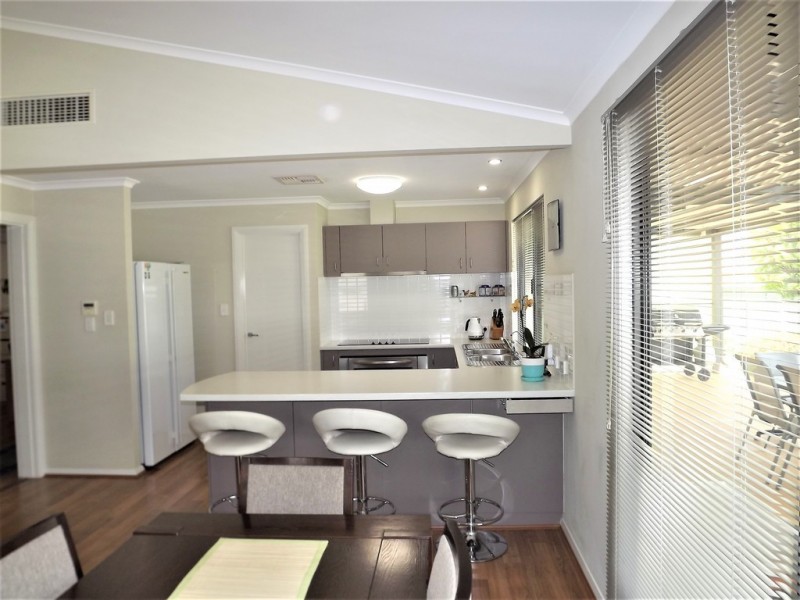 8 Place Street, Dowerin WA 6461