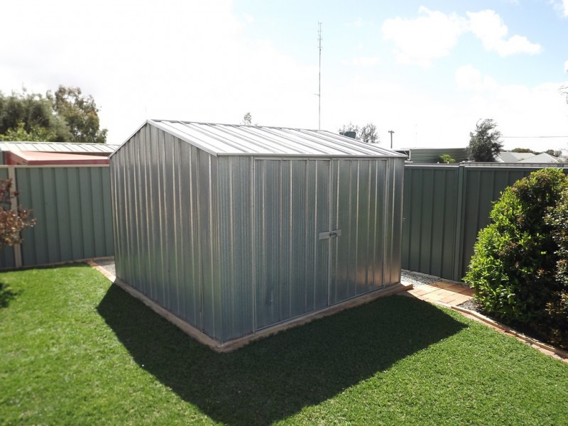 8 Place Street, Dowerin WA 6461