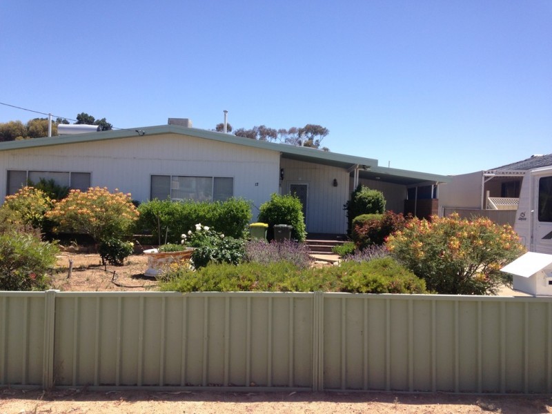 12 Priestley Street, Merredin WA 6415