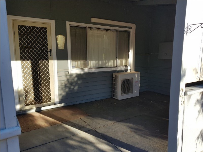 25 Wilson Street, Wongan Hills WA 6603