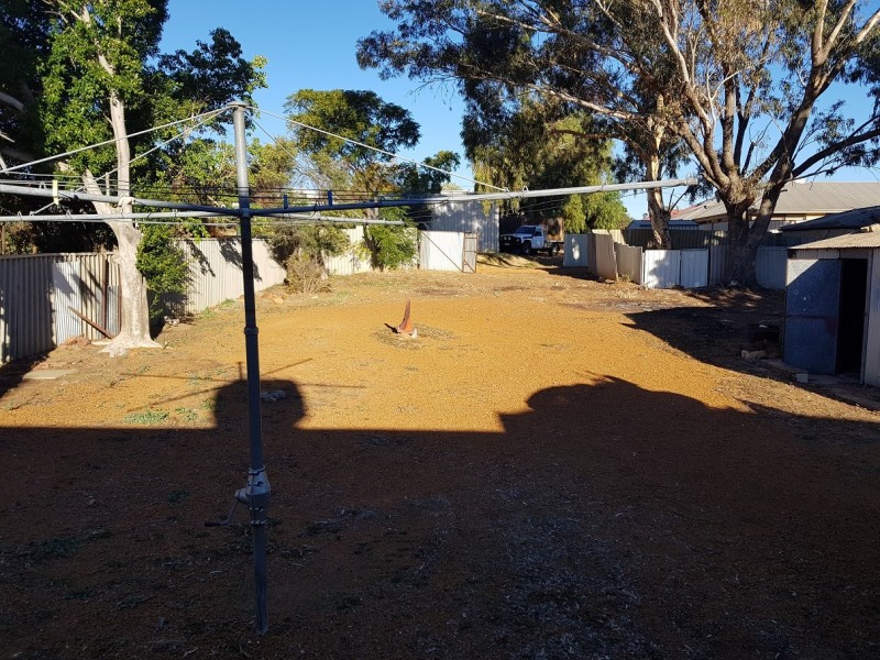 25 Wilson Street, Wongan Hills WA 6603